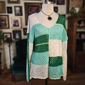 New'n Crochet Sweater Womens L Green Cream Patchwork Open Knit V-Neck Pullover
